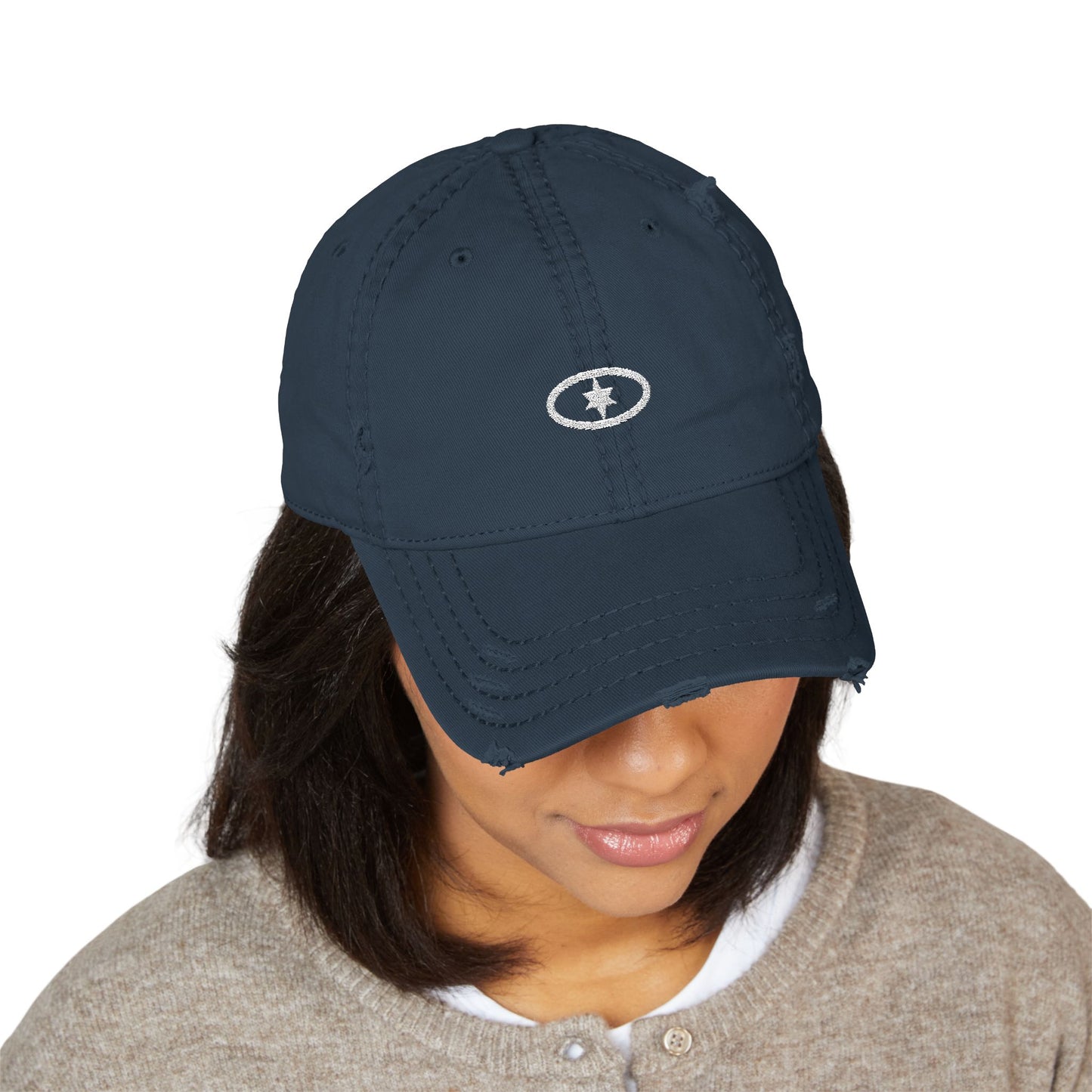 NOIRÉ - DISTRESSED CAP